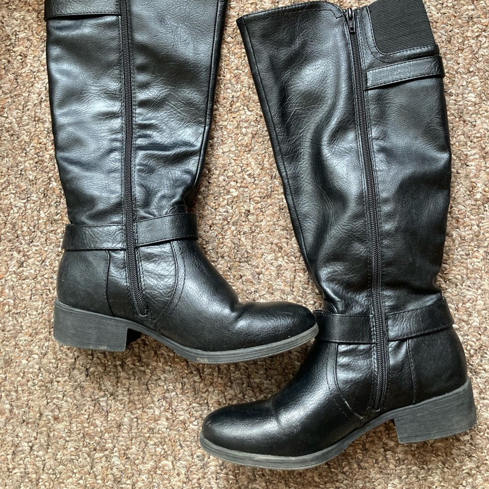 Black Leather Boots